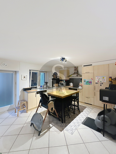 Château 1 à 2034 Peseux - 3.5 pièces au 2ème